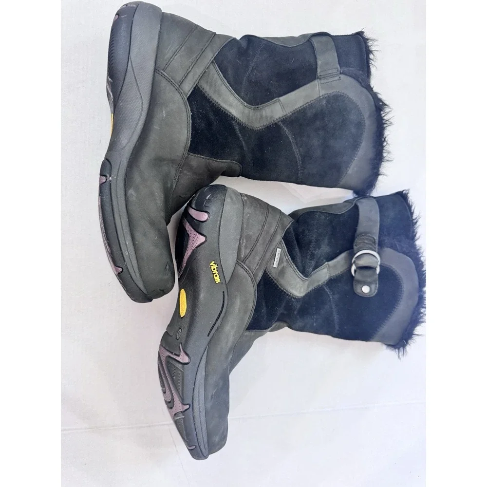 Vibram  Womens Black Winter Boots Size 39 With Faux Fur Leather Upper‎